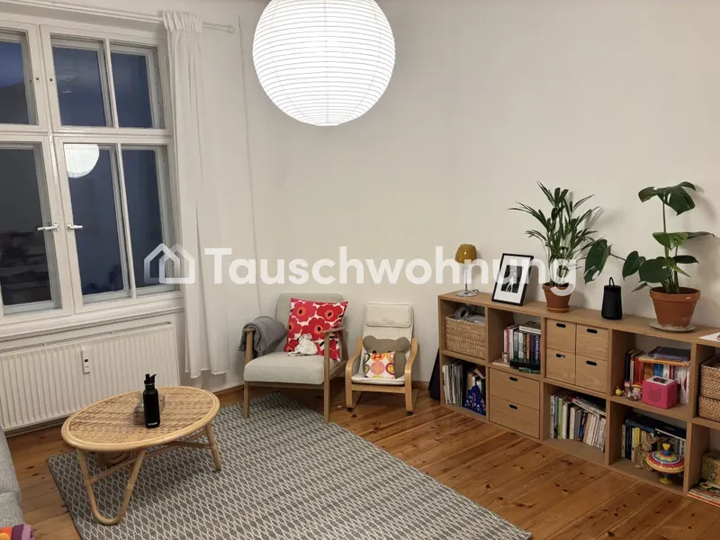 Tauschwohnung: LANDESEIGENE 2 Zimmer, 60qm, PBerg, 2. OG ggn. 3 Zimmer — photo 1